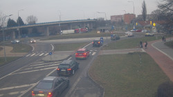 Křižovatka ulic Velká Dlážka a Polní