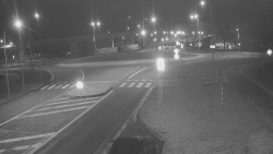 Křižovatka ulic Velká Dlážka a Polní