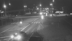 Křižovatka ulic Velká Dlážka a Polní