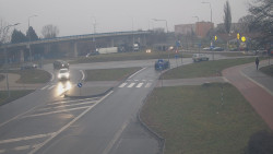 Křižovatka ulic Velká Dlážka a Polní