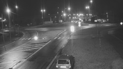 Křižovatka ulic Velká Dlážka a Polní