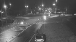 Křižovatka ulic Velká Dlážka a Polní