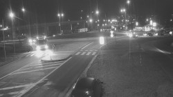 Křižovatka ulic Velká Dlážka a Polní