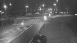 Křižovatka ulic Velká Dlážka a Polní