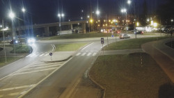 Křižovatka ulic Velká Dlážka a Polní