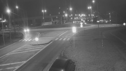 Křižovatka ulic Velká Dlážka a Polní