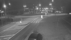 Křižovatka ulic Velká Dlážka a Polní