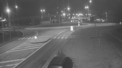 Křižovatka ulic Velká Dlážka a Polní