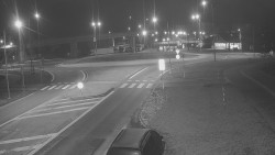 Křižovatka ulic Velká Dlážka a Polní