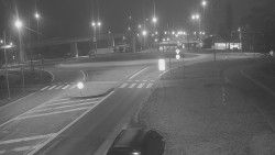 Křižovatka ulic Velká Dlážka a Polní