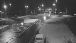 Křižovatka ulic Velká Dlážka a Polní