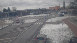 Křižovatka ulic Velká Dlážka a Polní