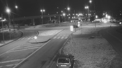 Křižovatka ulic Velká Dlážka a Polní