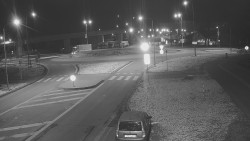 Křižovatka ulic Velká Dlážka a Polní