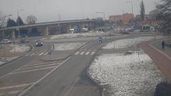 Křižovatka ulic Velká Dlážka a Polní