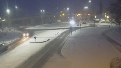 Křižovatka ulic Velká Dlážka a Polní