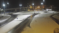 Křižovatka ulic Velká Dlážka a Polní