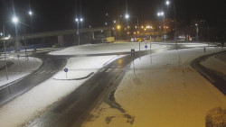 Křižovatka ulic Velká Dlážka a Polní