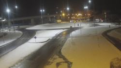 Křižovatka ulic Velká Dlážka a Polní