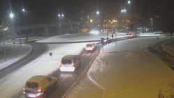 Křižovatka ulic Velká Dlážka a Polní