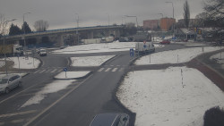 Křižovatka ulic Velká Dlážka a Polní