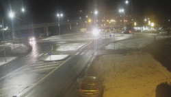 Křižovatka ulic Velká Dlážka a Polní