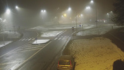 Křižovatka ulic Velká Dlážka a Polní