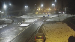 Křižovatka ulic Velká Dlážka a Polní