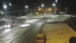 Křižovatka ulic Velká Dlážka a Polní