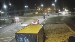 Křižovatka ulic Velká Dlážka a Polní