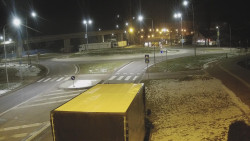 Křižovatka ulic Velká Dlážka a Polní