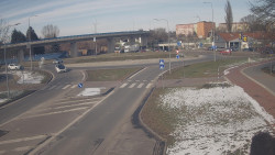 Křižovatka ulic Velká Dlážka a Polní