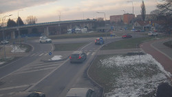 Křižovatka ulic Velká Dlážka a Polní