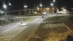 Křižovatka ulic Velká Dlážka a Polní