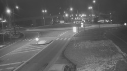 Křižovatka ulic Velká Dlážka a Polní