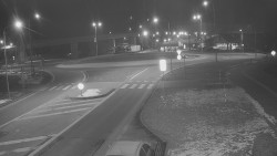 Křižovatka ulic Velká Dlážka a Polní