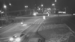 Křižovatka ulic Velká Dlážka a Polní