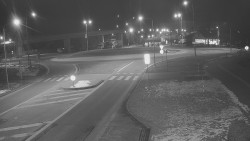 Křižovatka ulic Velká Dlážka a Polní