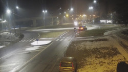 Křižovatka ulic Velká Dlážka a Polní