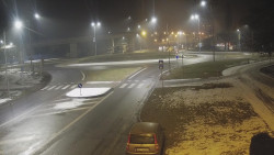 Křižovatka ulic Velká Dlážka a Polní