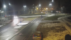 Křižovatka ulic Velká Dlážka a Polní