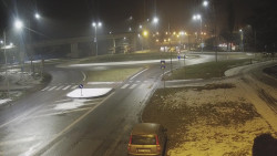 Křižovatka ulic Velká Dlážka a Polní