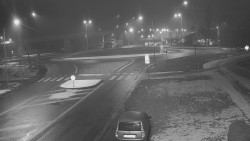 Křižovatka ulic Velká Dlážka a Polní