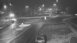 Křižovatka ulic Velká Dlážka a Polní