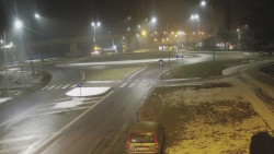 Křižovatka ulic Velká Dlážka a Polní