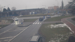 Křižovatka ulic Velká Dlážka a Polní