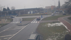 Křižovatka ulic Velká Dlážka a Polní