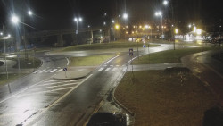 Křižovatka ulic Velká Dlážka a Polní