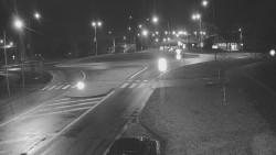 Křižovatka ulic Velká Dlážka a Polní