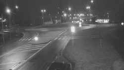 Křižovatka ulic Velká Dlážka a Polní